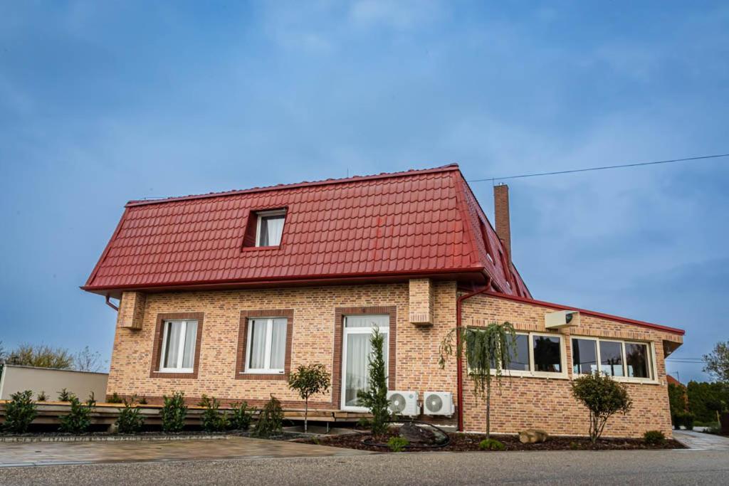 Villa Poton 2023 Horna Poton Ngoại thất bức ảnh